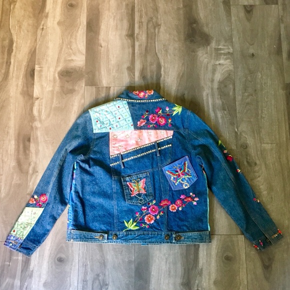 Jean Jacket - Picture 2 of 3